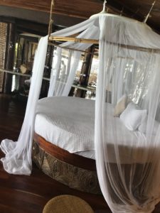 Azulik Tulum review featured by top US life and style blogger, Leslie Nicole Langan