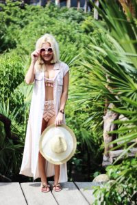 Azulik Tulum review featured by top US life and style blogger, Leslie Nicole Langan