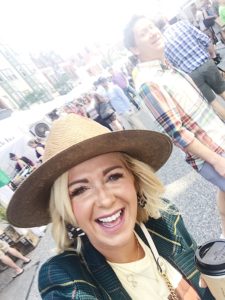 A Complete Maine Travel Guide featured by top US lifestyle blogger, Leslie Nicole Langan
