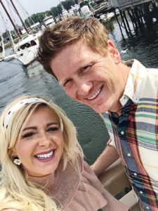A Complete Maine Travel Guide featured by top US lifestyle blogger, Leslie Nicole Langan
