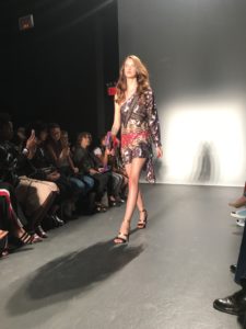 New York Fashion Week 101: Everything You Need To Know featured by top US fashion blogger, Leslie Nicole Langan