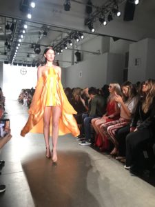 New York Fashion Week 101: Everything You Need To Know featured by top US fashion blogger, Leslie Nicole Langan