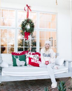 Cute DIY Christmas Home Decor tutorials featured by top US lifestyle blogger, Leslie Nicole Langan