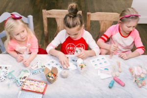 Creative Valentine Ideas For Kids featured by top US lifestyle blogger, Leslie Nicole Langan